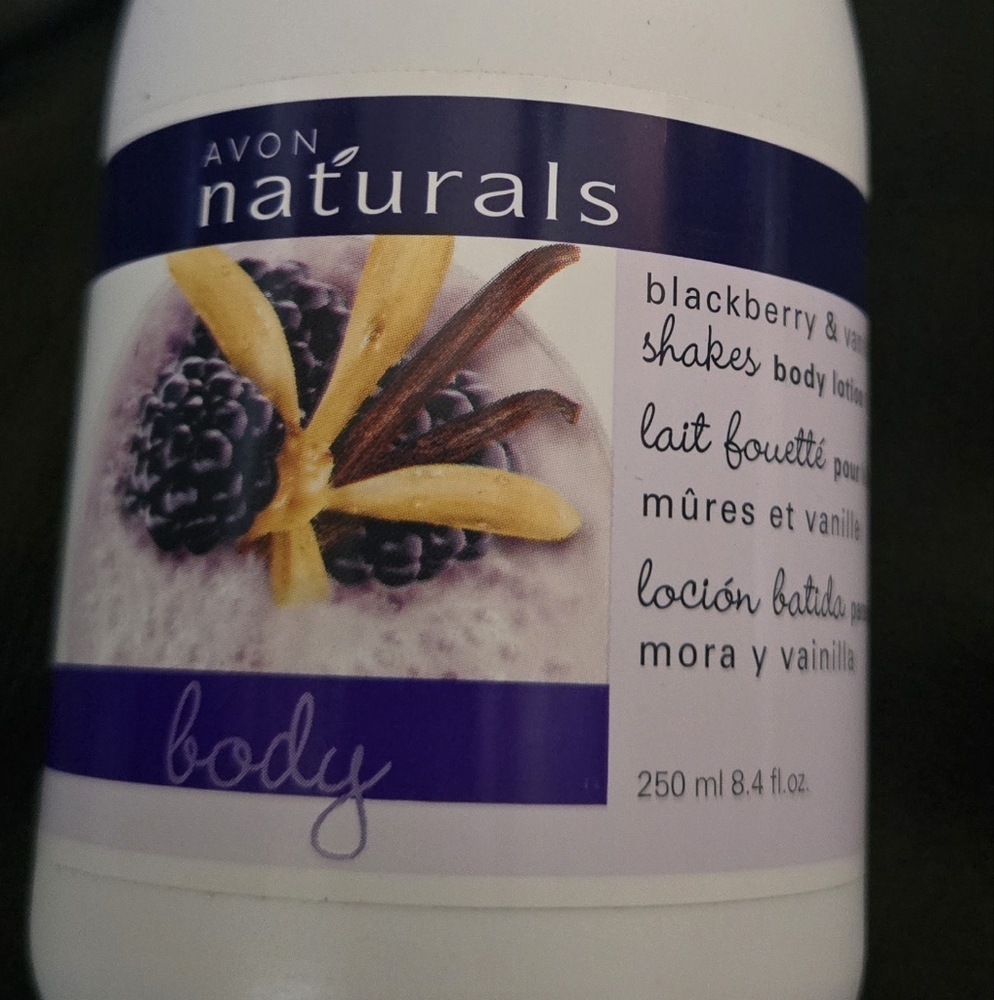 Avon Naturals Blackberry & Vanilla Set Full Size 8.4floz - Picture 3 of 8